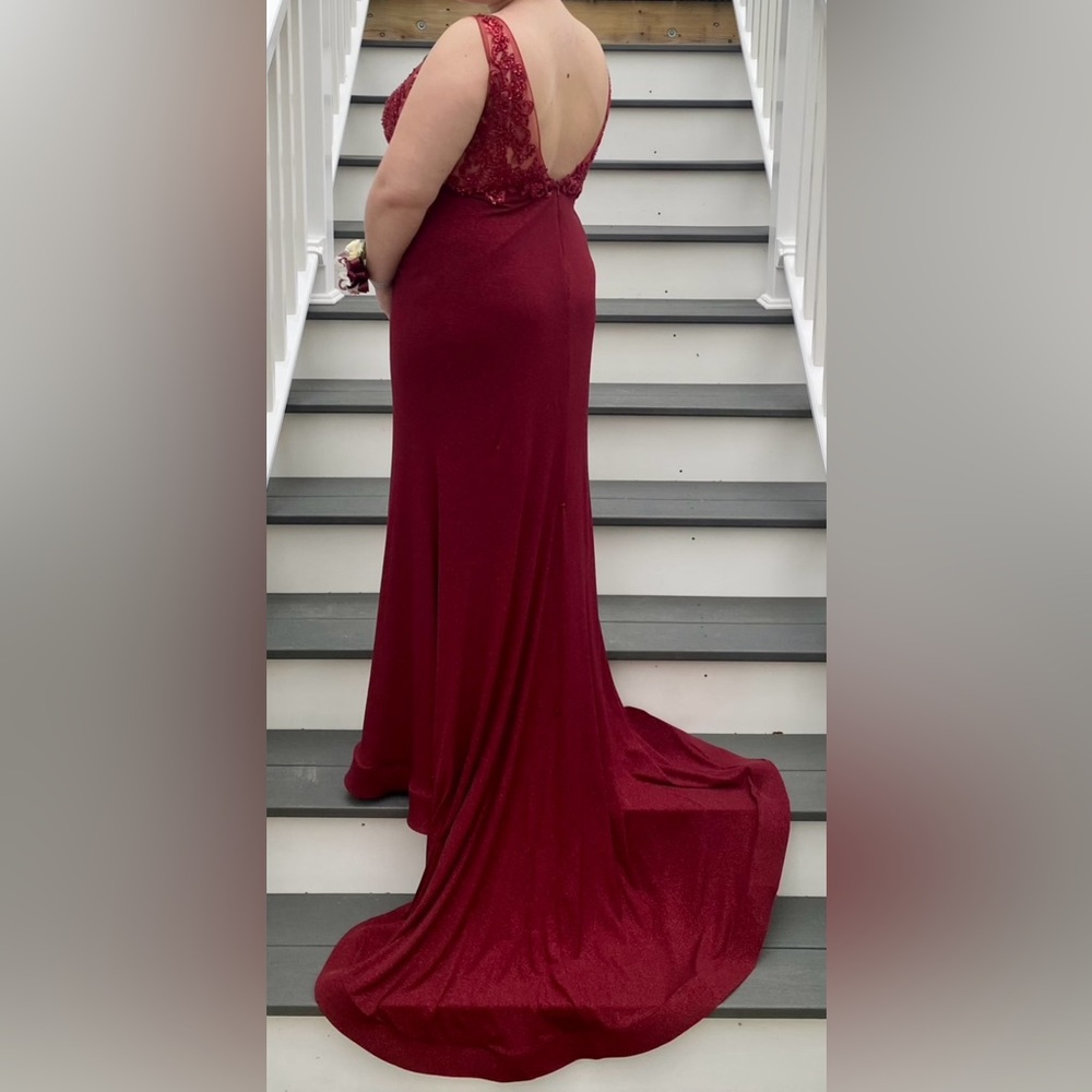 Red Sleeveless Plunge Neck Prom Gown